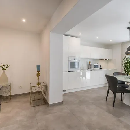 Luxury Anna Apartamento