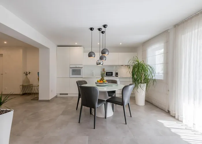 Luxury Anna Lägenhet